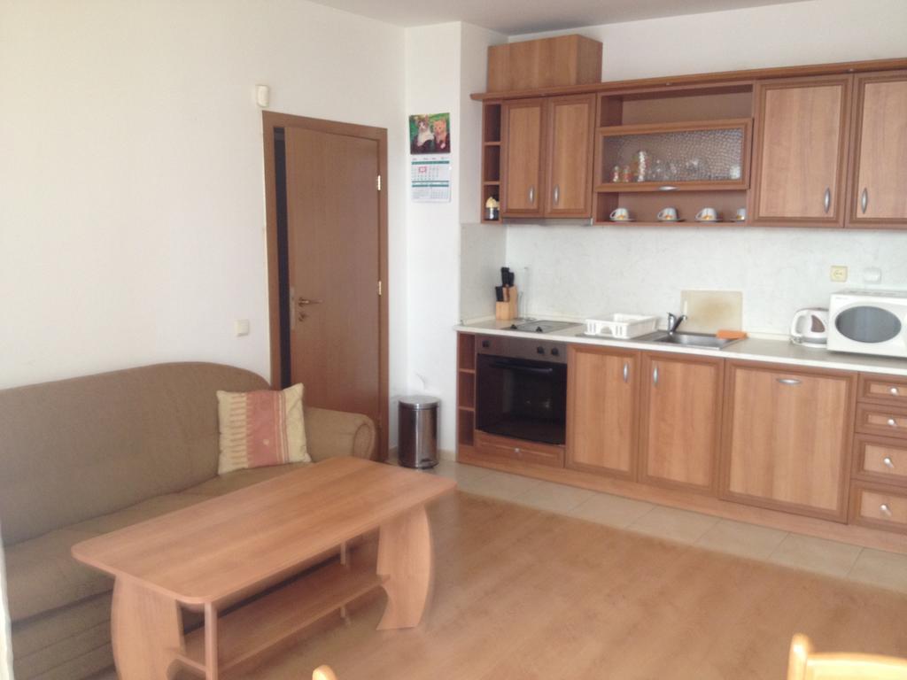Levante Apartcomplex Nessebar Zimmer foto